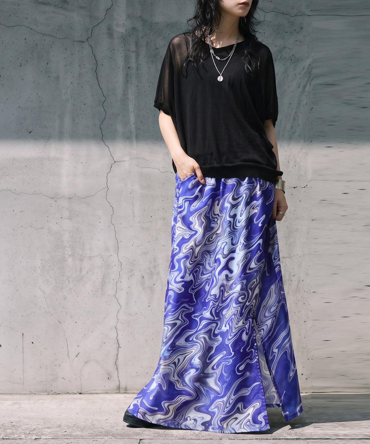NUUUII Marble Pattern Slit Long Skirt Ladies