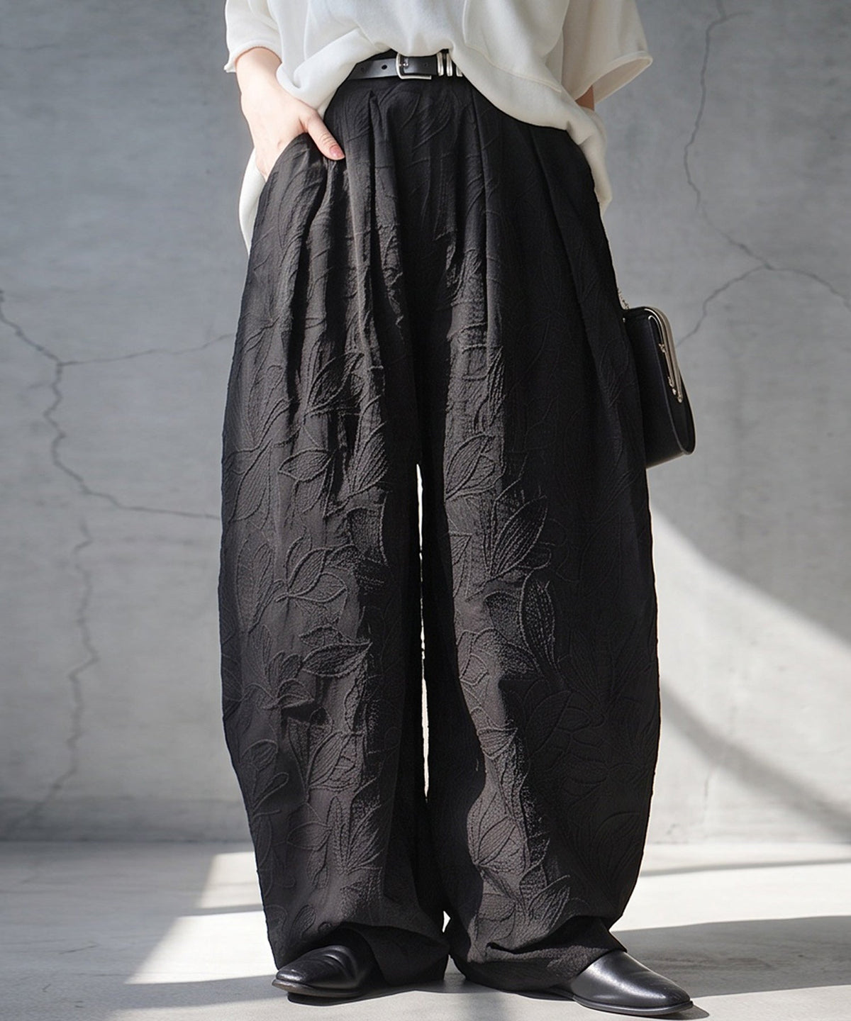 NUUUII Floral Embroidered Wide-Leg Pants With Pleats Ladies