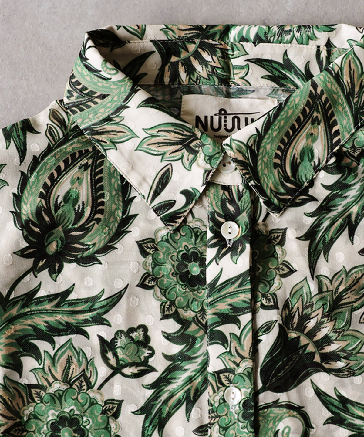 NUUUII Dot Jacquard Botanical Sheer Shirt Ladies